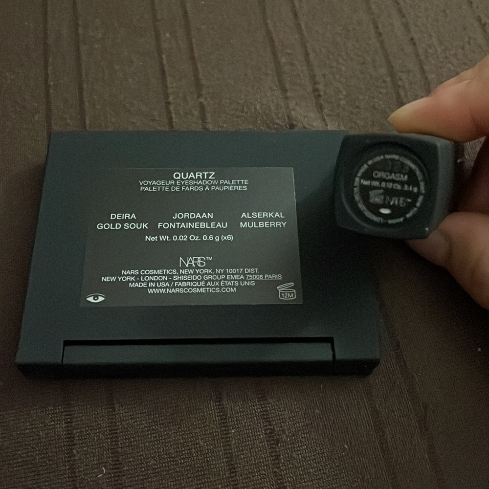 NARS makeup set - Picture 3 of 4
